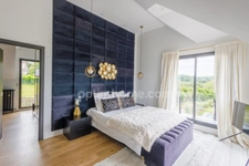 A mi chemin entre Honfleur et Trouville sur mer - Masion contemporaine d'architecte- 228 m2 - 2 suites dont 1 en rdc - 2 chambres Terrain 1085 m2 - Jacuzzi - Double Garage et parkings