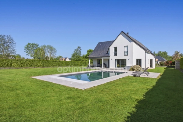 Hauteurs de Honfleur - Maison contemporaine - 234 m2 -5/6 chammbres - Piscine - Terrain 2824 m2 - Double garage - Carport