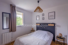 Proximité immédiate de Honfleur - Appartement T2 - 31.50 m2 - 1 chambre - Terrasse - 1er et dernier étage sans ascenseur - Parking - Piscine