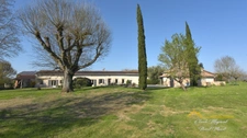 PROPRIÉTÉ DE PRESTIGE AUX PORTES DE TOULOUSE ENTIÈREMENT RÉNOVÉE AVEC PISCINE ET DÉPENDANCES D'EXCEPTION