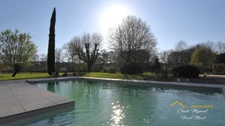 PROPRIÉTÉ DE PRESTIGE AUX PORTES DE TOULOUSE ENTIÈREMENT RÉNOVÉE AVEC PISCINE ET DÉPENDANCES D'EXCEPTION