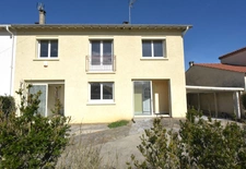 GRANDE MAISON 6 CHAMBRES AVEC JARDIN ARBORE POUVANT ACCUEILLIR INDEPENDAMMENT DEUX FAMILLES