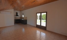 JOLIE MAISON DANS UN SUPERBE CADRE EN BORDURE DE GOLF