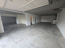 TRES BELLE MAISON CONTEMPORAINE DE PLAIN PIED SUR SOUS-SOL COMPLET