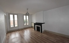TRES BEL APPARTEMENT T3 EN CENTRE VILLE DE LAVAUR