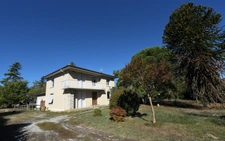 BELLE MAISON DE CHARME AU MILIEU DE LA VERDURE AVEC APPARTEMENT ADJACENT COMPLEMENTAIRE