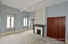 GRAND APPARTEMENT T5 A RÉNOVER EN CENTRE VILLE