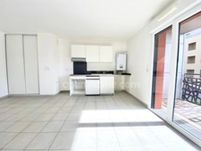 Appartement T3 ultra lumineux - Grand balcon - Garage fermé - Place de stationnement privative