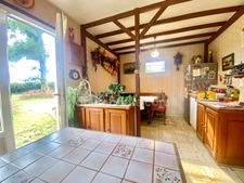 Agréable maison  - Secteur recherché - 4 Chambres - Grenier aménagé - Sous sol avec garage.