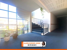 Lumineux  Appartement à vendre 5 pièces - Grande terrasse - Cave - Garage fermé - Environnement arboré très agréable