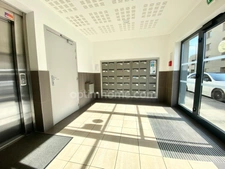 Appartement T3 ultra lumineux - Grand balcon - Garage fermé - Place de stationnement privative