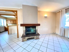 Agréable Maison de plain-pied surélevée - Beau Jardin  plat, clos et arboré - Sous - sol total - vaste Grenier 