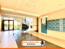 Lumineux  Appartement à vendre 5 pièces - Grande terrasse - Cave - Garage fermé - Environnement arboré très agréable