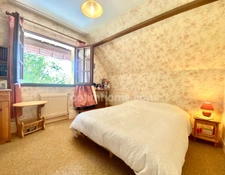 Agréable maison  - Secteur recherché - 4 Chambres - Grenier aménagé - Sous sol avec garage.