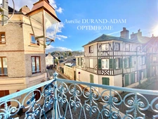Exclusivité – Honfleur – Appartement rénové dans superbe copropriété historique - Balcon - Plein coeur Historique