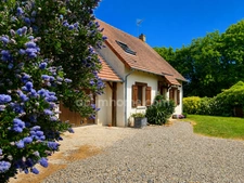 Maison cosy et familiale avec chambre en RDC et jardin intimiste