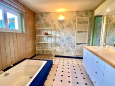 Maison de charme avec vue exceptionnelle sur les bocages normands - 3 Chambres - Petite Dépendance et Garage.