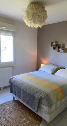 Appartement à vendre T3 avec grand jardin ROQUES (31)