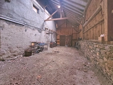 Viuz-en-Sallaz : Ancienne ferme rénovée alliant cachet et performance énergétique – proche Genève