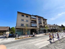 Large 2-room apartment of 56m2 in the center of REGNIER 74930