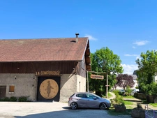 Large 2-room apartment of 56m2 in the center of REGNIER 74930