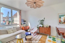 COEUR COLONIE !! IDEAL JEUNE COUPLE TRES BEL MAISON 1930 ENTIEREMENT RENOVEE 84M2 4 PIECES 3/4 CHAMBRES S/SOL TOTAL JARDIN ET PARKING INTERIEUR