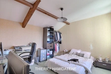 MARCHE DES COTEAUX -ECOLE PRIVE ST JOSEPH -IDEAL JEUNE COUPLE !! JOLIE MAISON 100M2 3 CHAMBRES S/SOL TOTAL ET GARAGE 