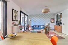 CHAMPARON -AGENT SARRE- COUP DE COEUR !! MAGNIFIQUE APPARTEMENT DE 80M2 AVEC BALCON 4 PIECES 3 CHAMBRES  DANS RESIDENCE RECENTE 2020 1 PARKING EN S/SOL