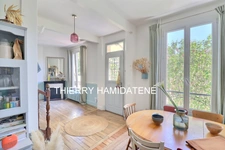 QUARTIER MAIRIE COUP DE COEUR !! SUBLIME MAISON BOURGEOISE 1930 100M2 HBT 4 CHAMBRES TRES BEAU JARDIN FRUITIER S/SOL TOTAL ET GARAGE  