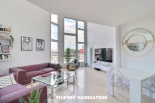 EXCEPTIONNEL COUP DE COEUR ASSURE!! DUPLEX DERNIER ETAGE TERRASSE SEJOUR 5.50M DE HAUTEUR S/PLAFOND TYPE LOFT 90M2 4 PIECES 3 CHAMBRES 2 PARKINGS EN S/SOL 