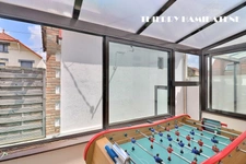 AU COEUR DE LA COLONIE !! TRES BELLE MAISON 1930 ENTIEREMENT RENOVEE DE 99M2  5 PIECES 3 CHAMBRES AVEC 2 TERRASSES S/SOL TOTAL A PROXIMITE DE L ECOLE ST GENEVIEVE   ET DE LA GARE DU CENTRE VILLE 