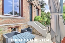AU COEUR DE LA COLONIE !! TRES BELLE MAISON 1930 ENTIEREMENT RENOVEE DE 99M2  5 PIECES 3 CHAMBRES AVEC 2 TERRASSES S/SOL TOTAL A PROXIMITE DE L ECOLE ST GENEVIEVE   ET DE LA GARE DU CENTRE VILLE 