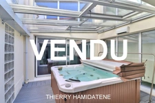 COEUR COLONIE PASTEUR !!! SUBLIME LOFT EN DUPLEX 160M2 AVEC DE VOLUMES AVEC TERRASSE 5 PIECES 3 CHAMBRES 2 PARKINGS   