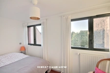 CENTRE VILLE MAIRIE MAGNIFIQUE MAISON MEULIERE ENTIEREMENT RENOVEE DPE C 5 PIECES 3 CHAMBRES S/SOL TOTAL JARDIN 300M2 