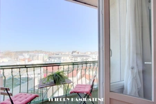 QUARTIER MAIRIE -PROCHE GARE- COMMERCES TRES BEL APPARTEMENT BOURGEOIS ENTIEREMENT RENOVE 100M2 AVEC BALCON 5 PIECES 4 CHAMBRES ET CAVE EN S/SOL