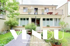 CENTRE VILLE !! IMMEUBLE DE RAPPORT R+1  - 3  GRANDS STUDIOS TOUTE EQUIPES LOUES A L ANNEE en résidence hotelliere RENTA 30.000 euros EUROS ANNUEL 