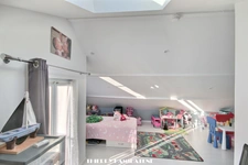 COUP DE COEUR ASSURE !! MAGINFIQUE MAISON INDIVIDUELLE SANS TRAVAUX 6 PIECES 133M2 4 CHAMBRES GARAGE ET ATELIER PARKING INTERIEUR 4 VOITURES AVEC JARDIN ET TERRASSE PLEIN SUD SANS VIS A VIS 
