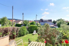 MARCHE DES COTEAUX -ECOLE PRIVE ST JOSEPH -IDEAL JEUNE COUPLE !! JOLIE MAISON 100M2 3 CHAMBRES S/SOL TOTAL ET GARAGE 