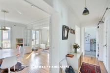 COEUR CENTRE VILLE SUBLIME APPARTEMENT BOURGEOIS 1930 STYLE PARISIEN 102M2 4 PIECES 2 CHAMBRES AVEC CAVE EN S/SOL