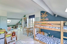 COEUR COLONIE !! IDEAL JEUNE COUPLE TRES BEL MAISON 1930 ENTIEREMENT RENOVEE 84M2 4 PIECES 3/4 CHAMBRES S/SOL TOTAL JARDIN ET PARKING INTERIEUR