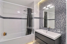 COLONIE - ANATOL FRANCE -ECOLE JULES FERRY TRES BEL  APPARTEMENT MODERNE RESIDENCE RECENTE NORMES BBC 4 PIECES AVEC BALCON 80M2 3 CHAMBRES 1 PARKING EN S/SOL 