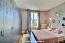 COEUR COLONIE !! IDEAL JEUNE COUPLE TRES BELLE MAISON 1930 ENTIEREMENT RENOVEE 84M2 4 PIECES 3/4 CHAMBRES S/SOL TOTAL JARDIN ET PARKING INTERIEUR