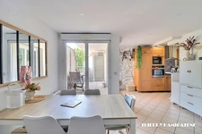 COTEAUX LIMITE SANNOIS  DERNIER ETAGE TRES BEL APPARTEMENT DUPLEX TERRASSE 4 PIECES 80M2 3 CHAMBRES DOUBLE PARKING EN S/SOL