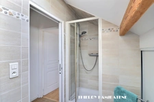 AU COEUR DE LA COLONIE !! TRES BELLE MAISON 1930 ENTIEREMENT RENOVEE DE 99M2  5 PIECES 3 CHAMBRES AVEC 2 TERRASSES S/SOL TOTAL A PROXIMITE DE L ECOLE ST GENEVIEVE   ET DE LA GARE DU CENTRE VILLE 