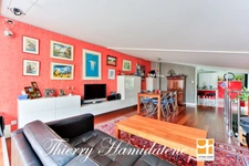 COEUR COLONIE PASTEUR !!! SUBLIME LOFT EN DUPLEX 160M2 AVEC DE VOLUMES AVEC TERRASSE 5 PIECES 3 CHAMBRES 2 PARKINGS   