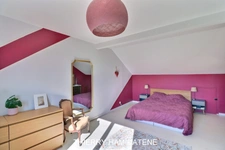 COTEAUX PROCHE ECOLE PRIVEE ST JOSEPH -MARCHE DES COTEAUX SUBLIME MAISON ENTIEREMENT RENOVEE DE 135M2 -6 PIECES - 4CHAMBRES, TERRASSE ET JARDIN ,S/SOL TOTAL AVEC GARAGE ET BUANDERIE  