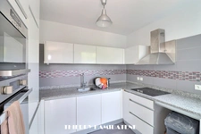 COLONIE - ANATOL FRANCE -ECOLE JULES FERRY TRES BEL  APPARTEMENT MODERNE RESIDENCE RECENTE NORMES BBC 4 PIECES AVEC BALCON 80M2 3 CHAMBRES 1 PARKING EN S/SOL 