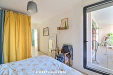 CHAMPARON -AGENT SARRE- COUP DE COEUR !! MAGNIFIQUE APPARTEMENT DE 80M2 AVEC BALCON 4 PIECES 3 CHAMBRES  DANS RESIDENCE RECENTE 2020 1 PARKING EN S/SOL
