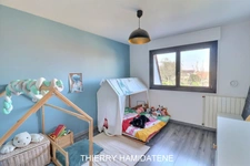 COTEAUX PROCHE ECOLE PRIVEE ST JOSEPH -MARCHE DES COTEAUX SUBLIME MAISON ENTIEREMENT RENOVEE DE 135M2 -6 PIECES - 4CHAMBRES, TERRASSE ET JARDIN ,S/SOL TOTAL AVEC GARAGE ET BUANDERIE  