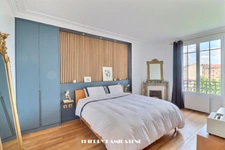 GARE CENTRE VILLE  SUBLIME APPARTEMENT BOURGEOIS STYLE PARISIEN A LA DECO SOIGNEE  ENTIEREMENT RENOVE 5 PIECES 126M2 3 CHAMBRES CAVE EN S/SOL   